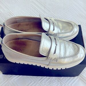Vionic loafers